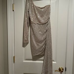Elegant One-Shoulder Sequin Dress - Champagne